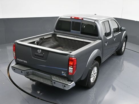 Used 2017 Nissan Frontier SV w/ SV Value Truck Package image 34