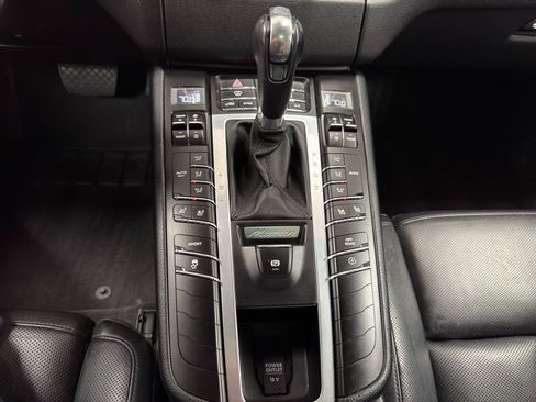 Used 2016 Porsche Macan S AWD/4WD image 21