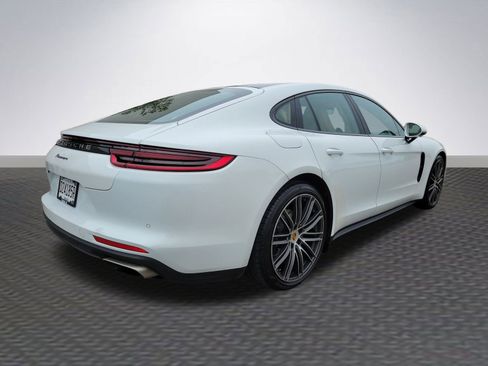 Used 2018 Porsche Panamera image 5