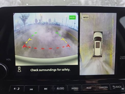 New 2025 Nissan Pathfinder SL image 25