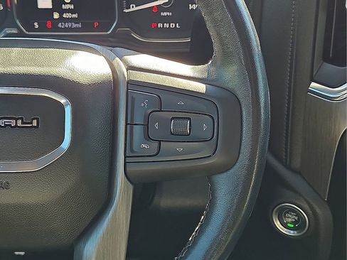 Used 2022 GMC Sierra 2500 Denali w/ Denali Black Diamond Edition image 19