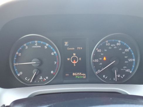 Certified 2017 Toyota RAV4 XLE image 24