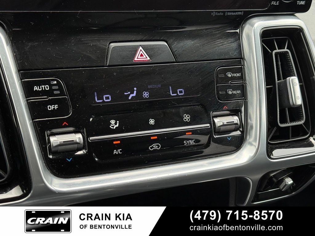 Used 2023 Kia Sorento SX AWD/4WD image 17
