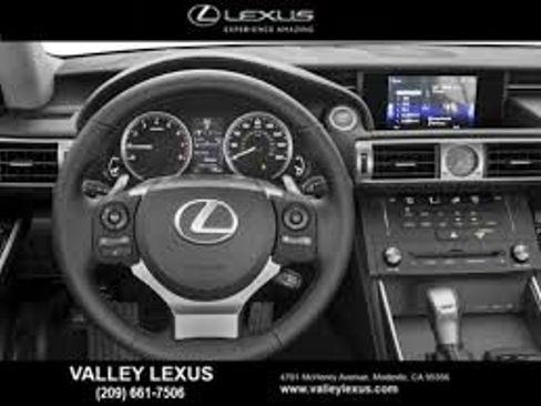 Used 2016 Lexus IS 200t w/ Navigation System Package RWD image 10