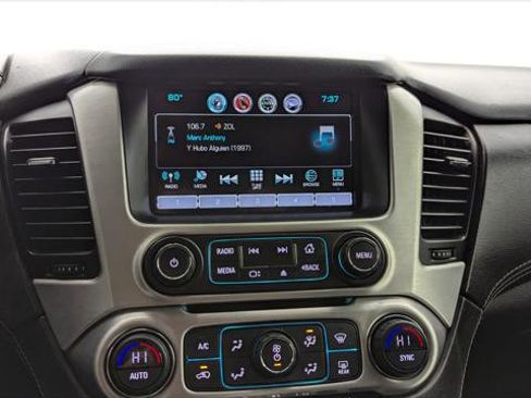 Used 2017 GMC Yukon SLE w/ SLE Value Package image 28