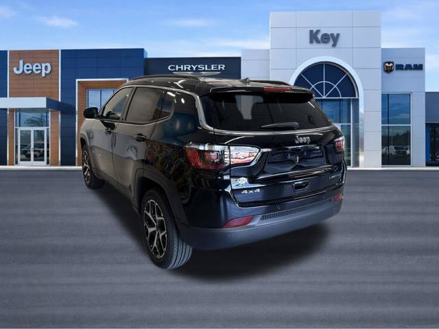 New 2026 Jeep Compass Limited AWD/4WD image 3