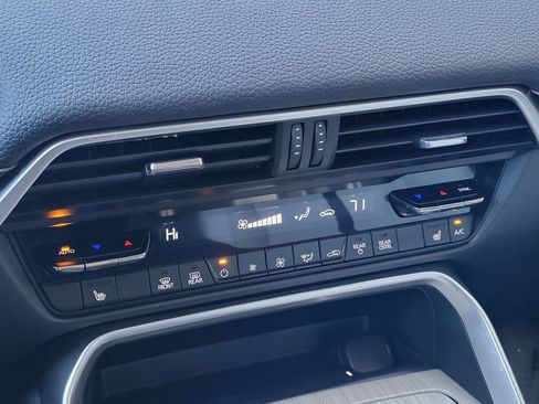 Used 2025 MAZDA CX-90 Plug-In Hybrid w/Premium Sport image 18