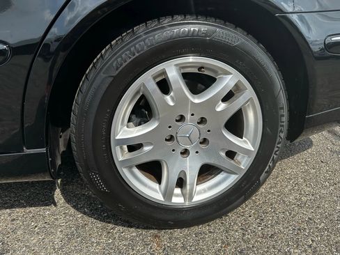 Used 2003 Mercedes-Benz E 320 Sedan image 51