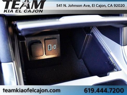 Used 2023 Ford Explorer XLT w/ Equipment Group 202A image 31