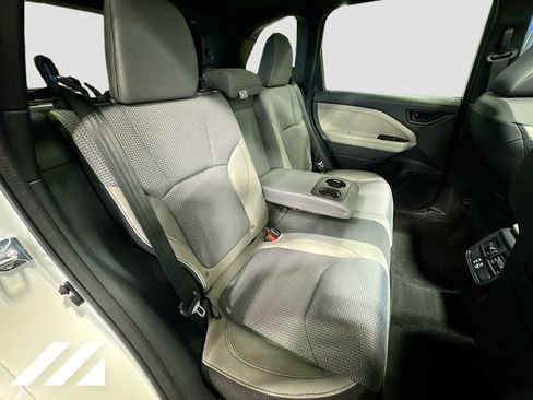 Used 2026 Subaru Forester Premium AWD/4WD image 27