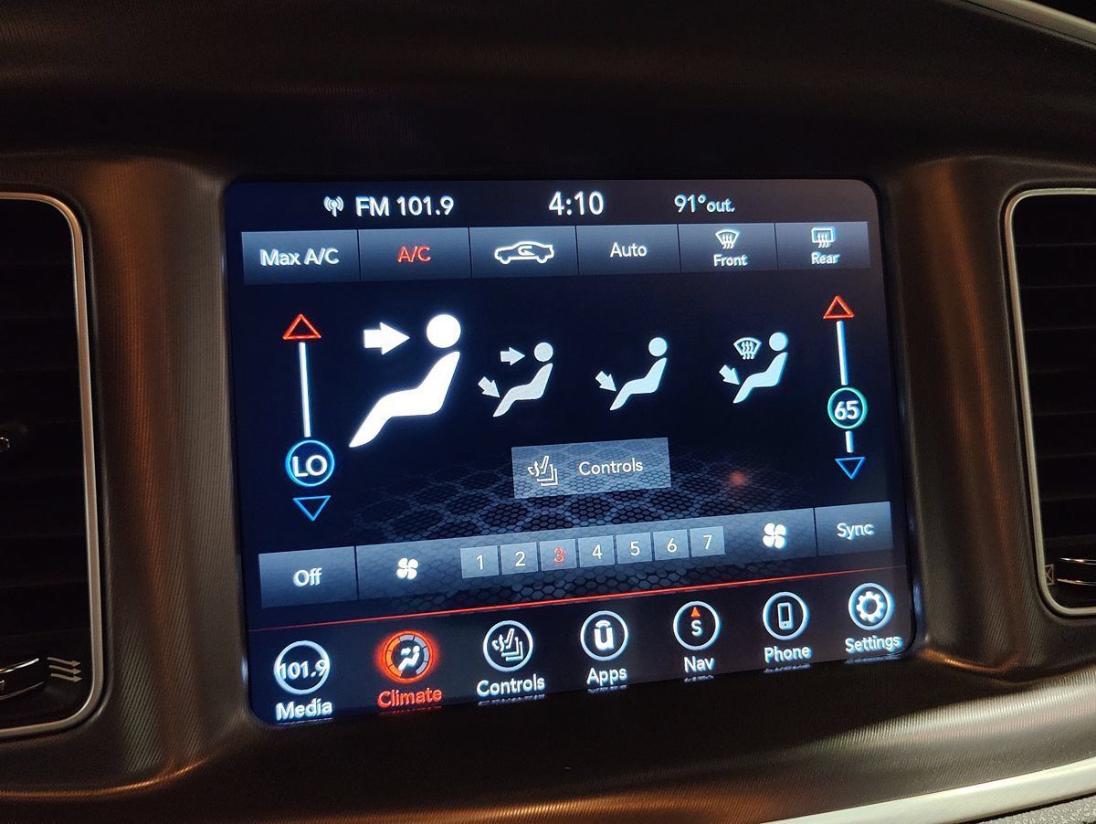 Used 2021 Dodge Charger SXT w/ Driver Convenience Group AWD/4WD image 31