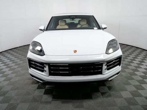 New 2026 Porsche Cayenne image 37