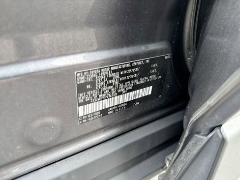 Used 2023 Toyota RAV4 LE AWD/4WD image 27
