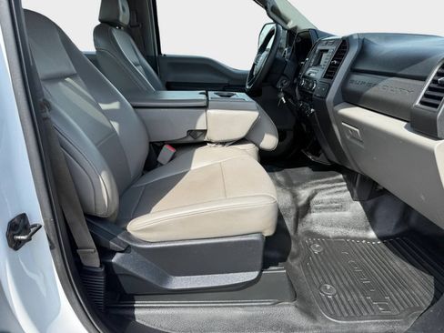 Used 2017 Ford F250 XL AWD/4WD image 14