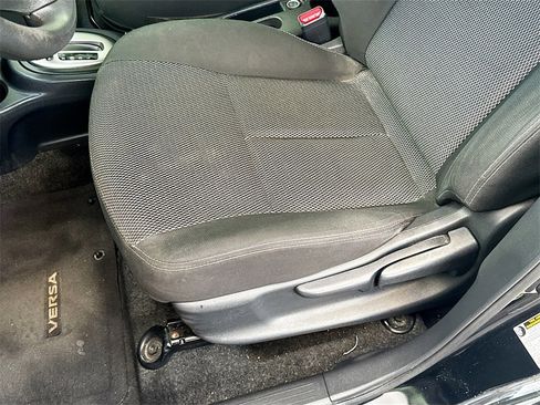 Used 2019 Nissan Versa SV image 19