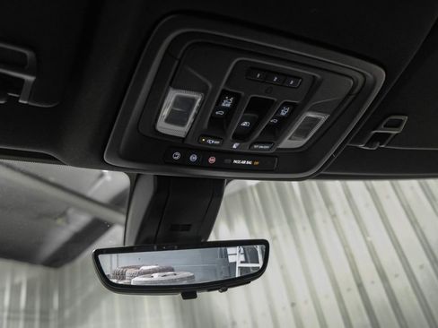 Used 2020 GMC Sierra 2500 AT4 w/ AT4 Premium Package image 24