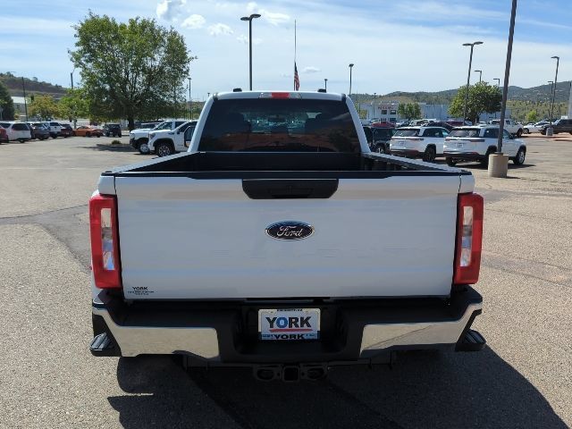 Used 2025 Ford F350 XLT AWD/4WD image 5