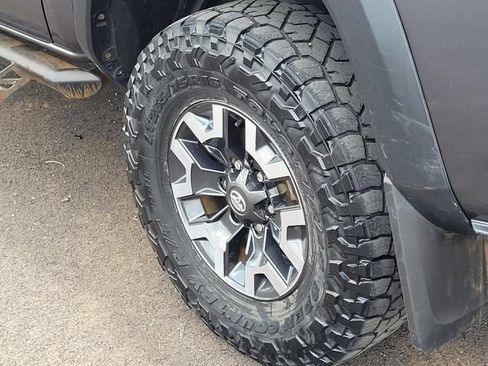 Used 2023 Toyota Tacoma TRD Off-Road AWD/4WD image 8