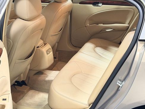 Used 2006 Buick Lucerne CXL w/ Luxury Package image 9