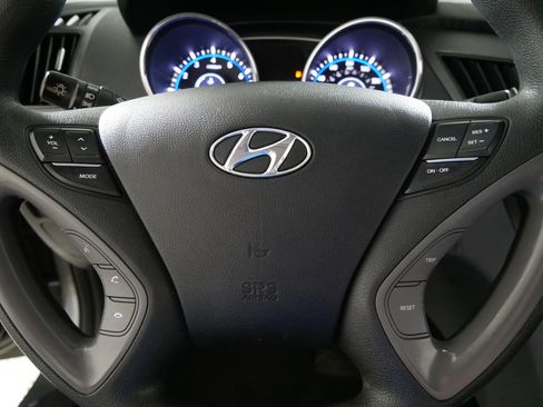 Used 2013 Hyundai Sonata GLS w/ Popular Equipment Pkg image 25