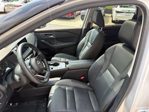 Used 2021 Nissan Rogue SL FWD image 14