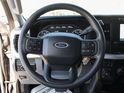 Used 2024 Ford F350 XLT image 22