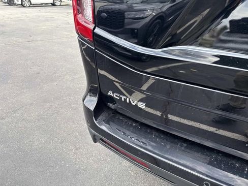 Used 2025 Ford Expedition Max Active image 5