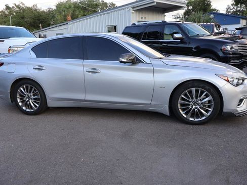 Used 2020 INFINITI Q50 Luxe w/ Essential Package (3.0T Luxe) RWD image 4