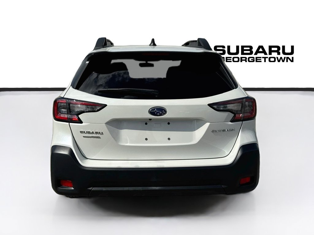 Used 2023 Subaru Outback Premium AWD/4WD image 6