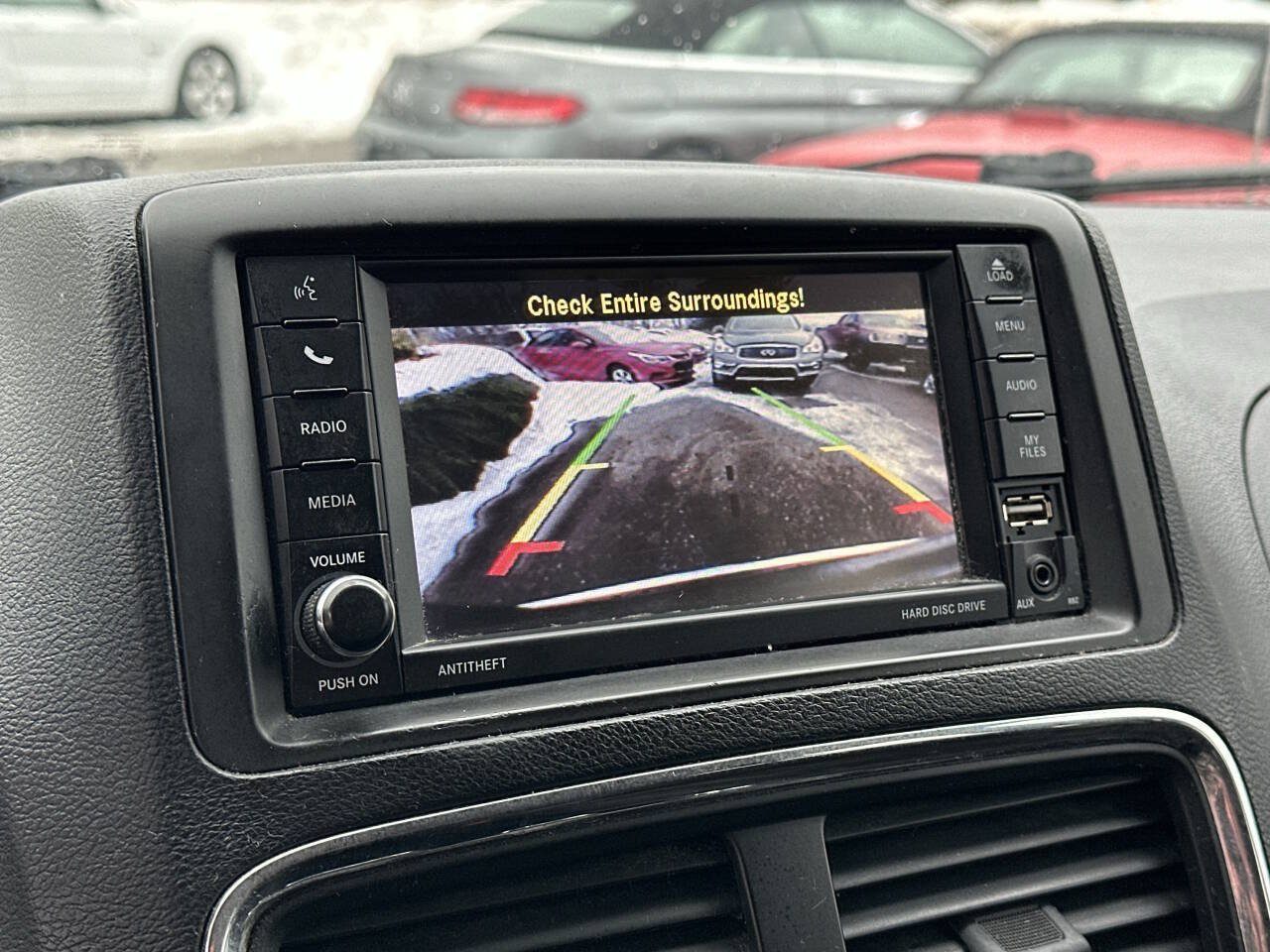Used 2017 Dodge Grand Caravan FWD image 16