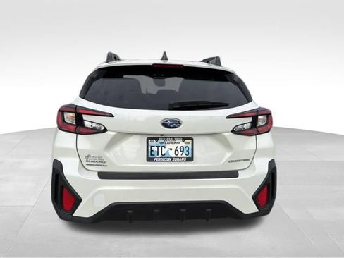Used 2024 Subaru Crosstrek 2.0i Premium AWD/4WD image 4