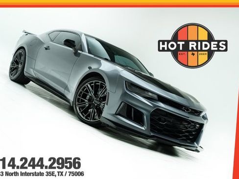 Used 2021 Chevrolet Camaro ZL1 image 1