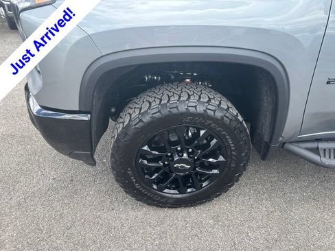 New 2026 Chevrolet Silverado 2500 LTZ w/ LTZ Plus Package AWD/4WD image 10