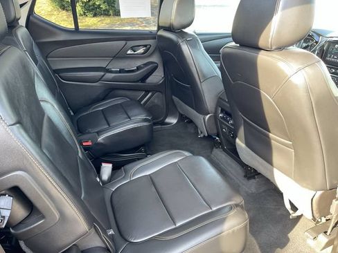 Used 2018 Chevrolet Traverse LT AWD/4WD image 15