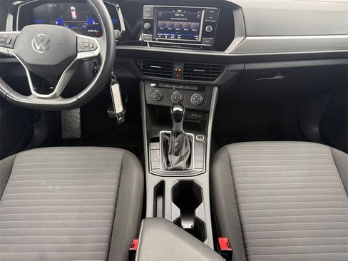 Used 2024 Volkswagen Jetta S image 10