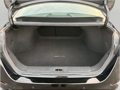 Used 2024 Nissan Sentra SV image 27