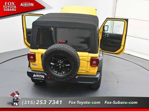 Used 2021 Jeep Wrangler Sport AWD/4WD image 33