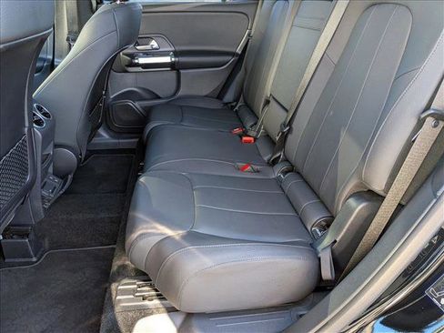 Certified 2025 Mercedes-Benz GLB 250 image 18