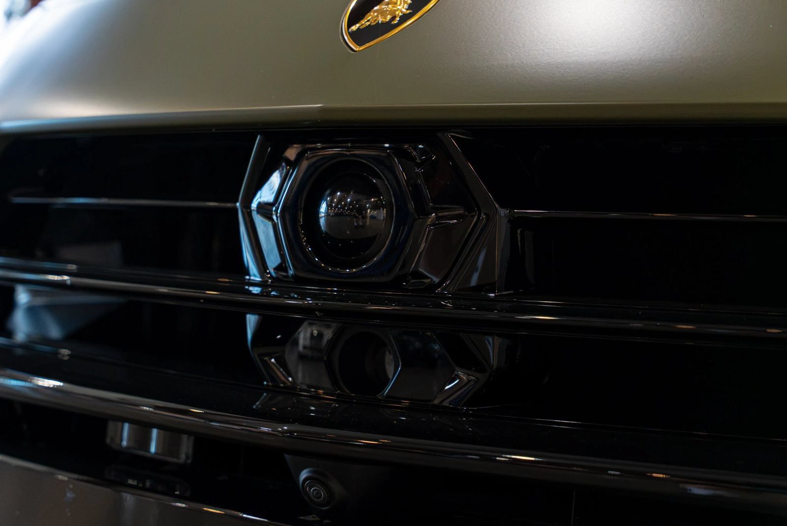 Used 2023 Lamborghini Urus Performante AWD/4WD image 11