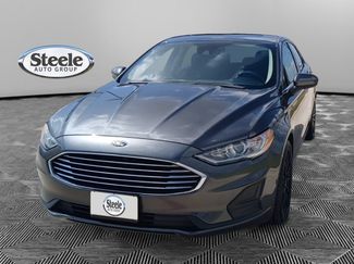 Used 2020 Ford Fusion SE FWD video 1