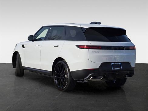 New 2026 Land Rover Range Rover Sport SE image 4