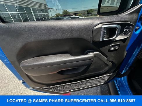 Used 2023 Jeep Gladiator Mojave w/ Cold Weather Group AWD/4WD image 19