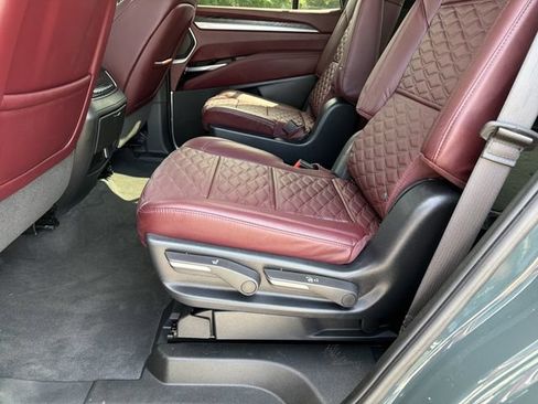 Used 2025 Cadillac Escalade Sport w/ LPO, Floor Liner Package RWD image 31