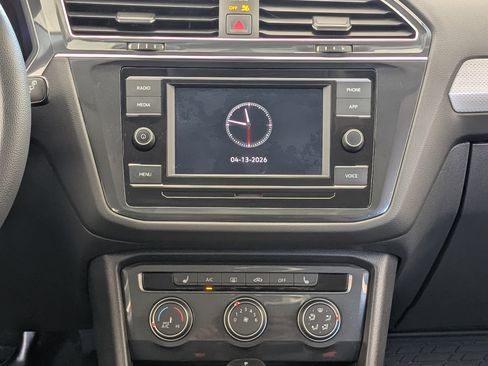 Used 2023 Volkswagen Tiguan S image 27