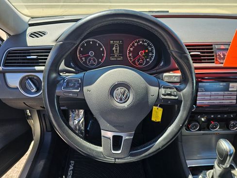 Used 2014 Volkswagen Passat 1.8T SE FWD image 26