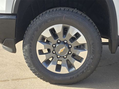 New 2026 Chevrolet Silverado 2500 Custom w/ Custom Value Package image 18