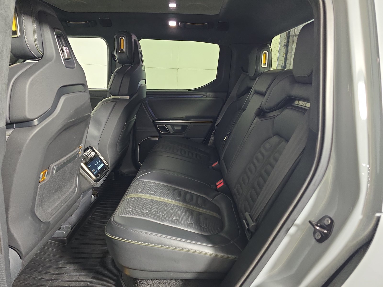 Used 2022 Rivian R1T Adventure AWD/4WD image 20