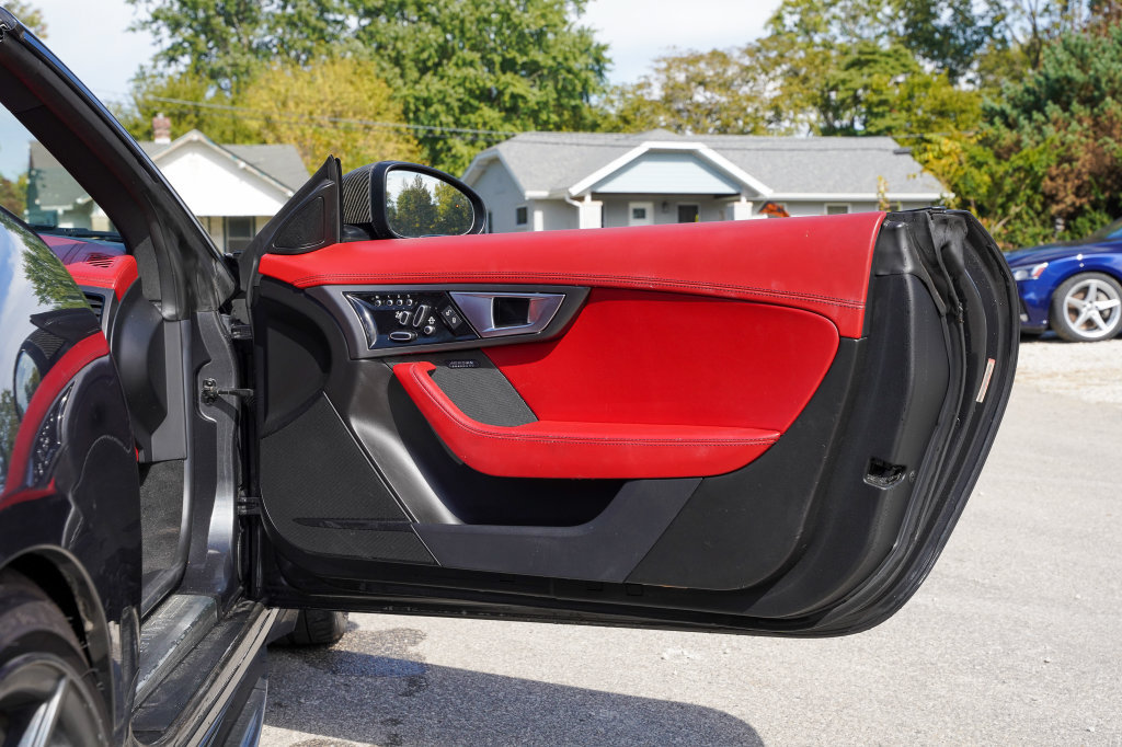 Used 2016 Jaguar F-TYPE R AWD/4WD image 28