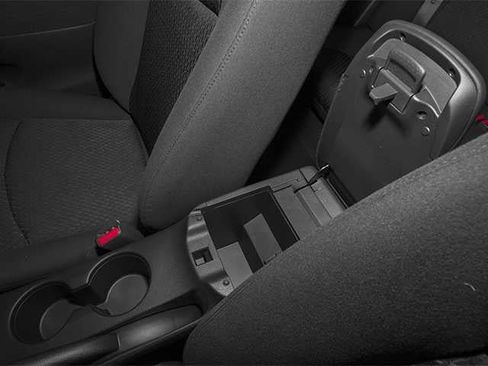 Used 2013 Nissan Sentra SL w/ Premium Pkg FWD image 13