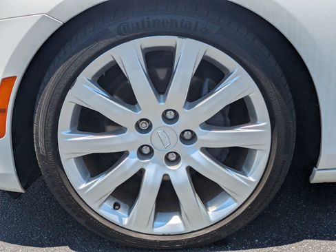 Used 2018 Cadillac CTS Sedan w/ Seating Package RWD image 29